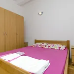 Appartement Ivo *