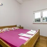 Ivo Appartement *